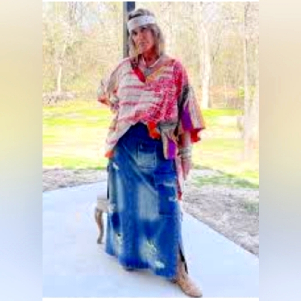 Jaded gypsy jewel distressed denim light wash skirt